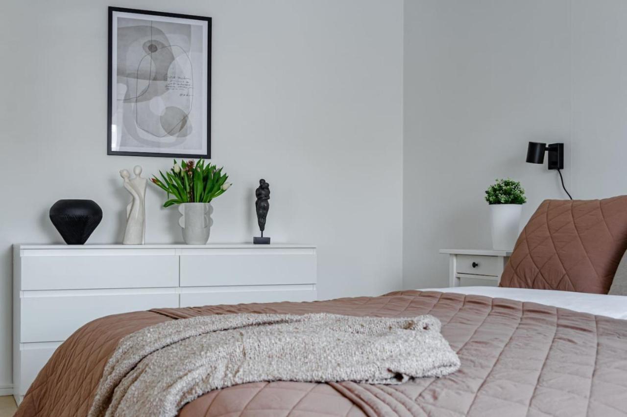 Affordable Stay In Creative Sofo - Construction Work ستوكهولم المظهر الخارجي الصورة
